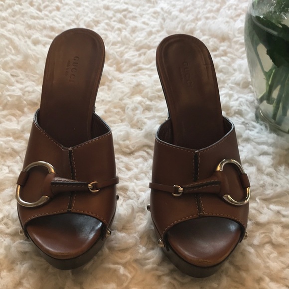 MUST GO Gucci platform heels - Picture 9 of 10